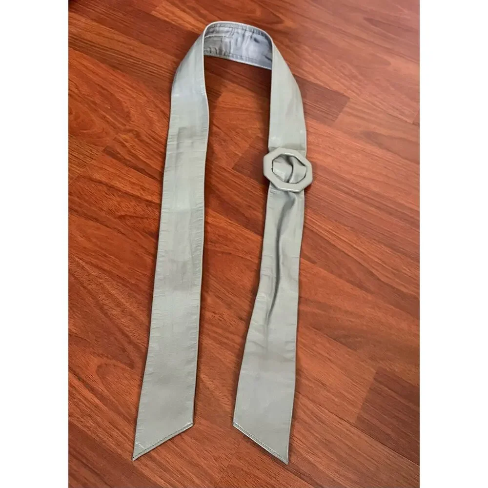 Calderon Gray Leather Wrap Belt Womens Sculpted Buckle